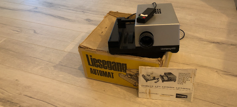 Lorentius museum | Liesegang A30 diaprojector